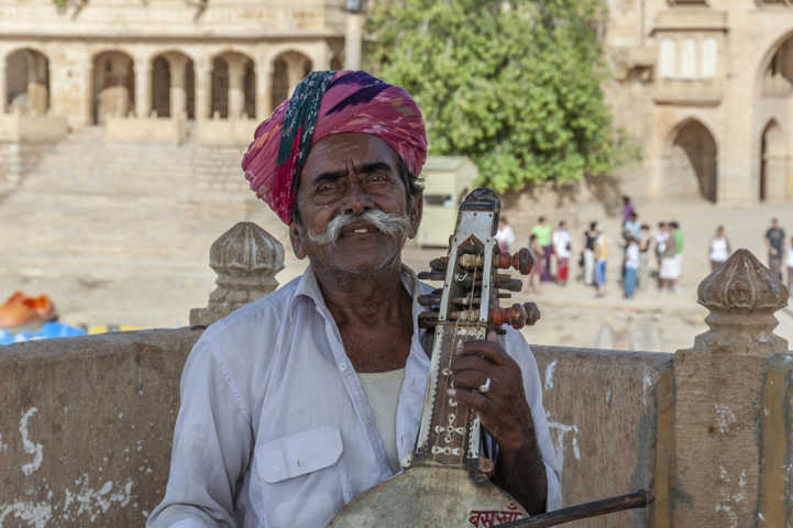 80 - India - Jaisalmer - musico